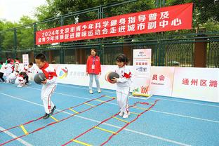 高效火力！卢卡库本场数据：4射4正4进球 出战半场获满分10分